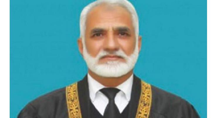 Chief Justice of the Supreme Court of Azad Jammu Kashmir approves winter vacations in the apex court
