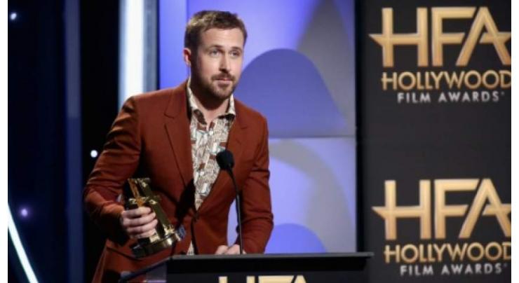 Gosling goes behind the camera for DRCongo book
