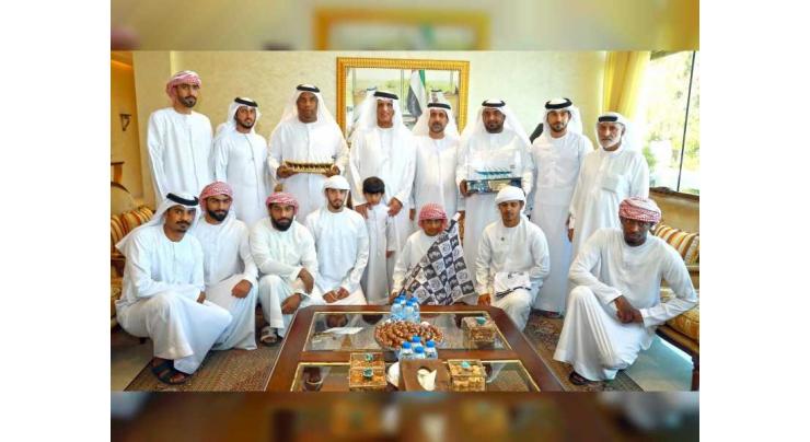 RAK Ruler receives Al Mataf Heritage and Marine Folklore Society rowing team