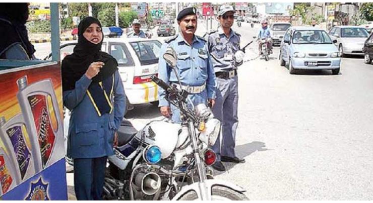 406 vehicles challaned in one day at Faisalabad
