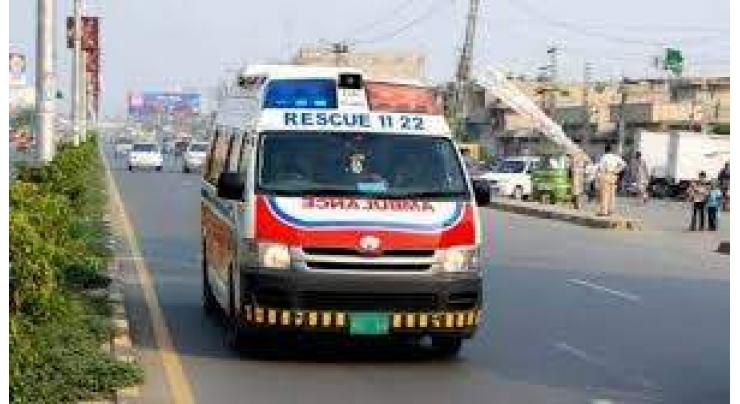 12 children injured in school van-train collision near Narowal
