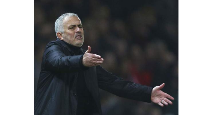 Manchester United lose patience and sack Mourinho
