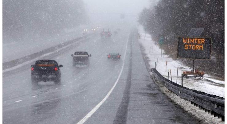 Winter storm snarls holiday travel in parts of US
