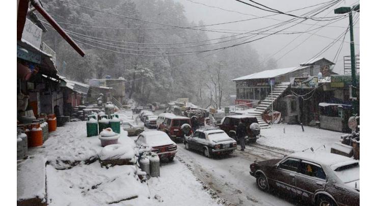 Rain in plains, snowfall over hills to occur across the country: PMD
