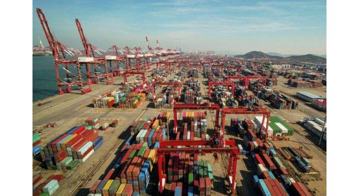 China's growth data may mask economic risks: research group
