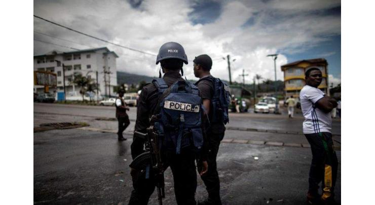 Suspected anglophone separatists in Cameroon 'kidnap 30'
