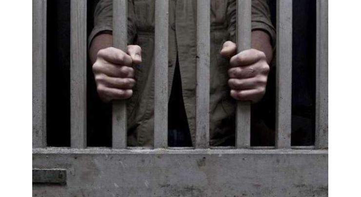 Additional District and Sessions Judge visits juvenile jail Bahawalpur
