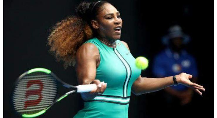 Serena blitzes Bouchard to reach Aussie Open third round
