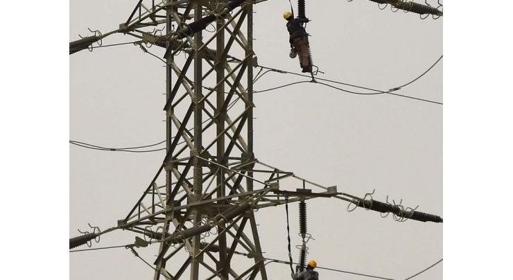 Power supply suspended due to rain in Multan
