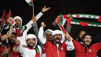 الجماهير الإماراتية خلال "كأس آسيا" .. أنشودة وطنية في رحاب "دار زايد"