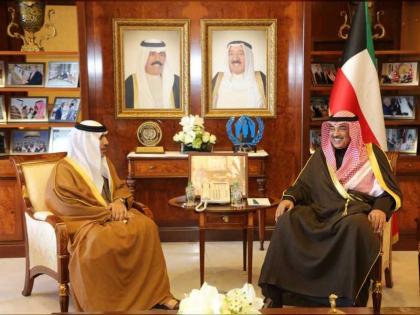 وزير الخارجية الكويتي يتسلم أوراق اعتماد سفير الدولة