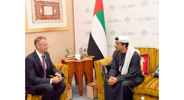 Mansour bin Zayed meets with Slovak Deputy PM