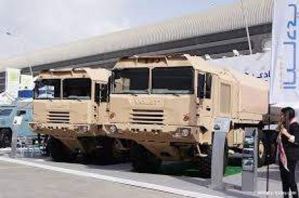 بيلاروسيا تعرض في "آيدكس أبوظبي" قاطرة نقل المعدات العسكرية الثقيلة "فولات"