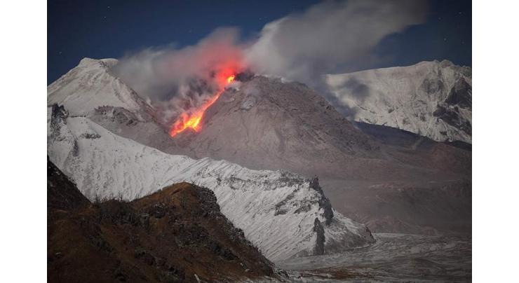 Shiveluch Volcano in Russia's Kamchatka Territory Throws Ash at 3 Miles - Seismologists