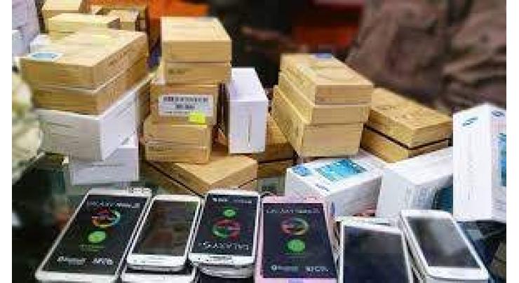 Govt increases tax duties on imported mobile phones