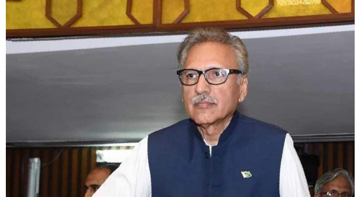  President Arif Alvi urges for portraying positive aspect of Pakistani society through literature, fine arts