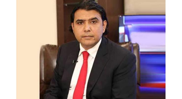 Mustafa Nawaz Khokhar flays Fawad's statement to bring banned outfit into mainstream