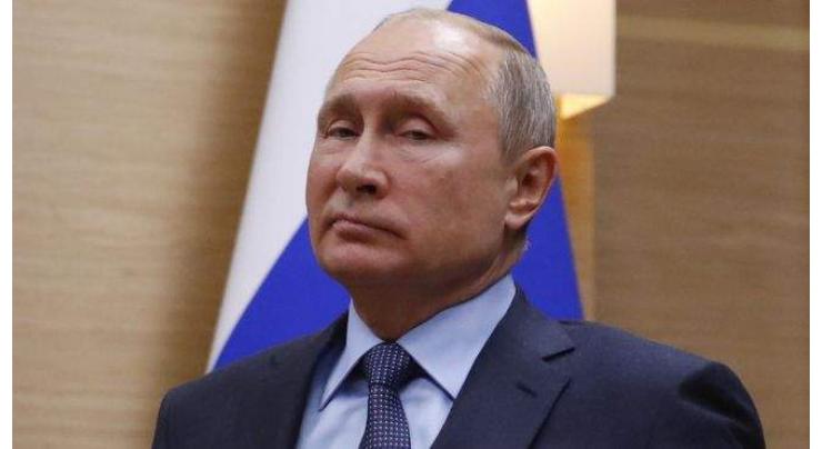 Putin Invites UK Businessmen to Take Part in St. Petersburg International Economic Forum