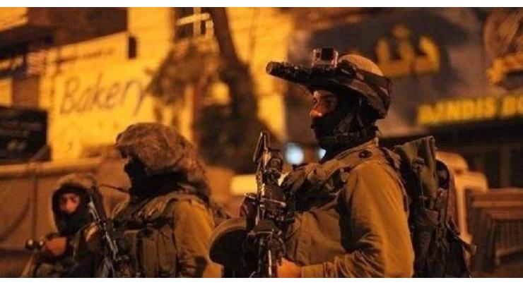 Israeli Forces Detain 5 Palestinians in Overnight Raids Across West Bank - Reports