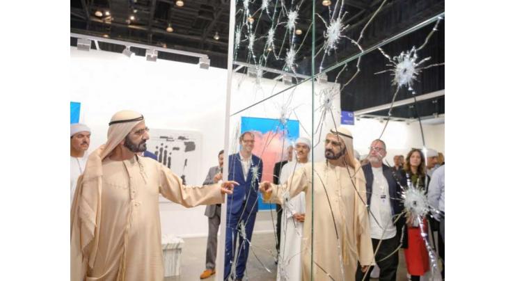 Mohammed bin Rashid visits Art Dubai