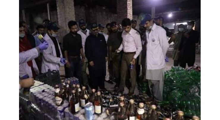 15000 liters substandard drinks seized, factory sealed
