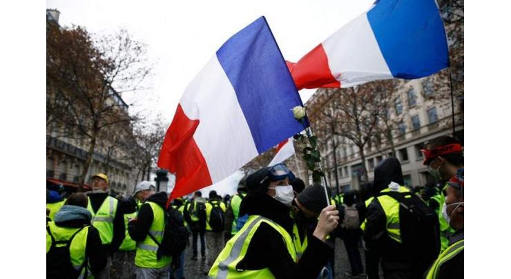 Yellow Vest Protesters Gear Up for New Paris Rallies After Notre Dame Fire - Activist