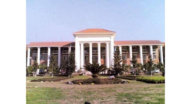 Dr. Qamar-uz-Zaman assumed the Charge of Pir Mehr Ali Shah Arid Agriculture University Rawalpindi 
