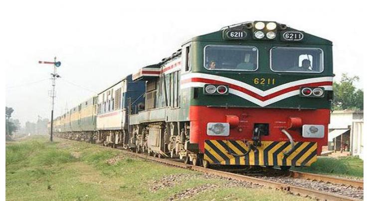 Pakistan Railways striving hard to improve basic amenities in trains, coaches, platforms
