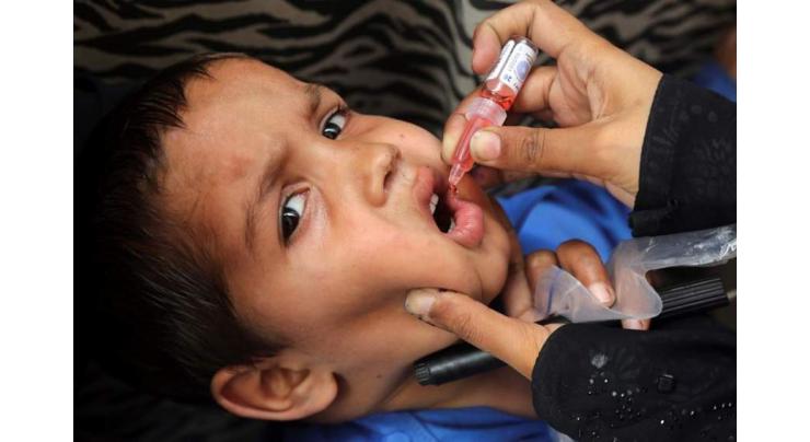 No traveling child should be left without administering anti-polio drops: Deputy Commissioner Faisalabad
