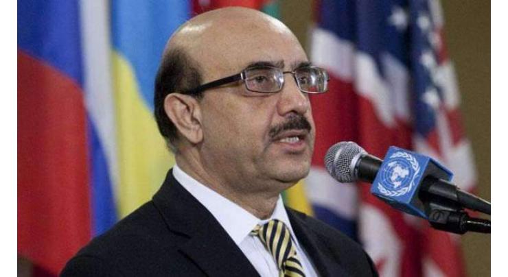 AJK President urges media to portray true picture of  the bleeding vale of IOK
