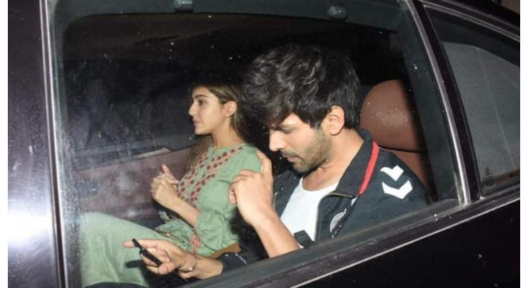 Sara Ali Khan, Kartik Aaryan shoot for Imtiaz Ali's next in Mumbai, leave in the same car