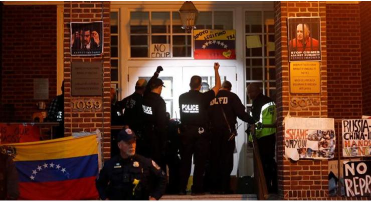 US Police May Arrest Protectors of Venezuela's Embassy in Washington - Activists