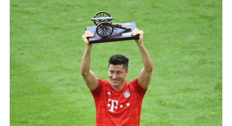 Lewandowski crowned Bundesliga top scorer again
