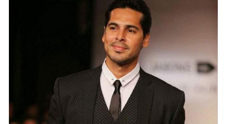 Indian actor Dino Morea sings praises of Iqra Aziz's acting prowess