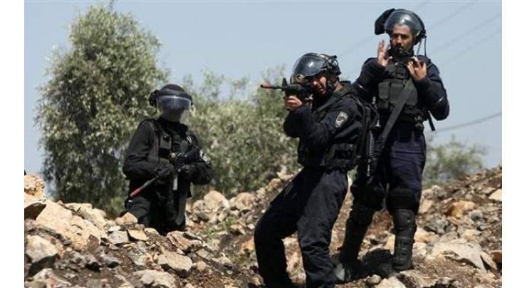 Israeli forces arrest 7 Palestinians in West Bank