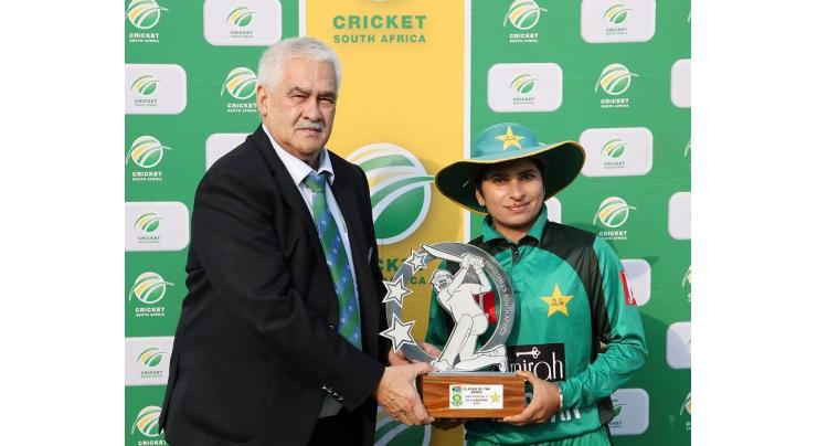 Lee and Klerk take South Africa women to series win