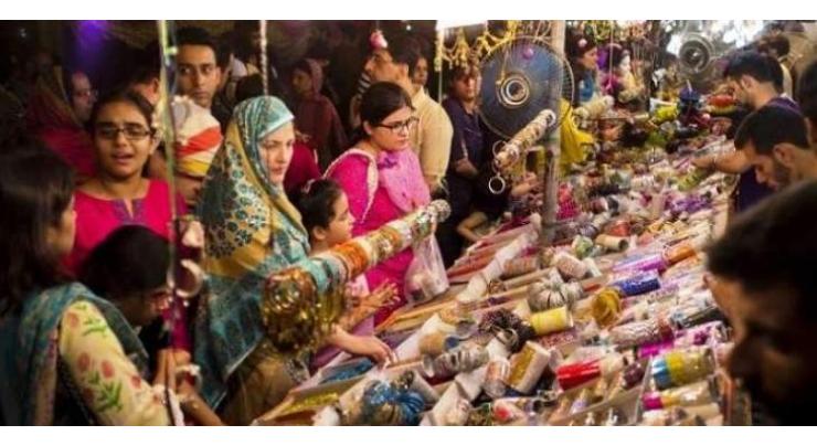 Eid shopping gets momentum across city in Sargodha 

