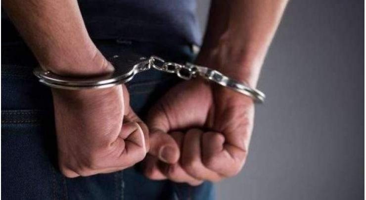 Police arrest two POs in Muzaffargarh
