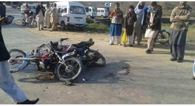 Motorcyclist injured in Karachi road mishap
