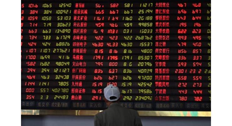 Asian markets tumble on trade tensions
