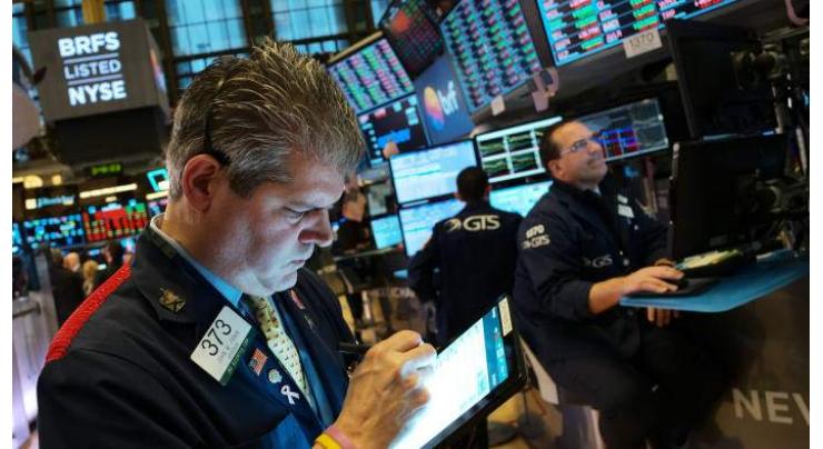 US stocks near flat amid ongoing trade uncertainty
