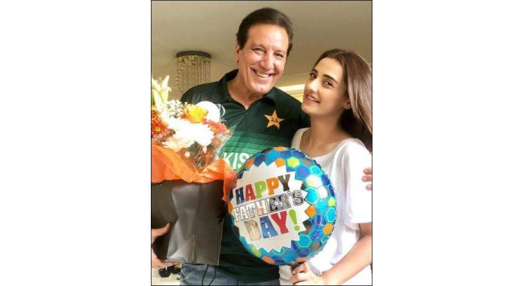 Here's how Pakistani celebs wished their fathers on Father’s Day