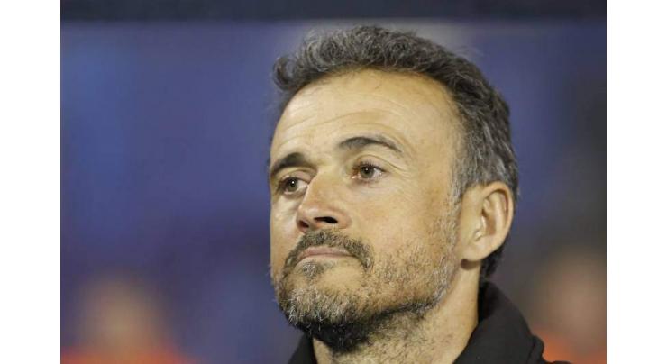 Enrique steps down as Spain coach, replaced by assistant Moreno
