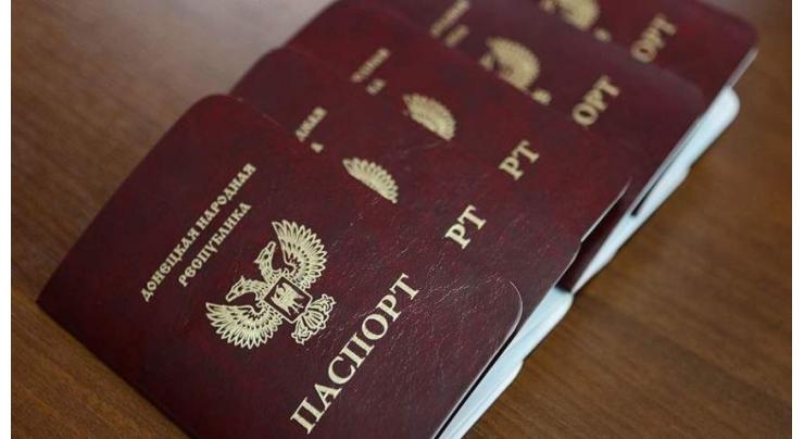 Over 1,000 DPR Residents Received Russian Passports in Past 2 Weeks - Migration Service