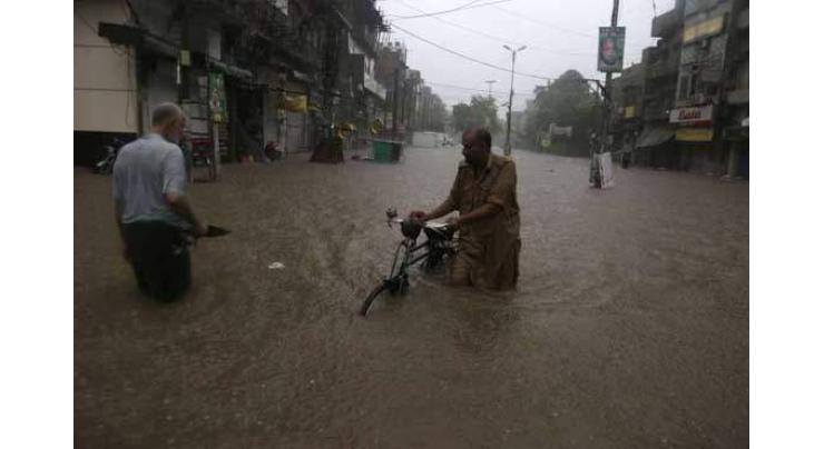 Heavy monsoon rain lashed Lahore, adjoining areas