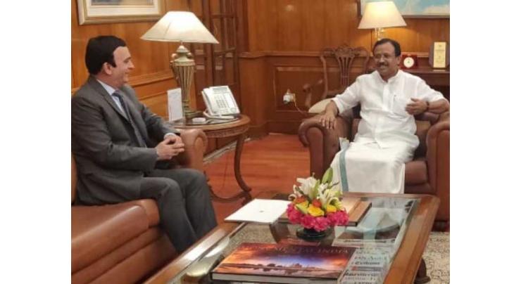 UAE Ambassador to India meets with Minister of State for Foreign Affairs