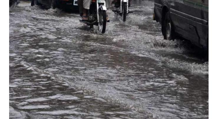 Commissioner calls for devising rain contingency plan
