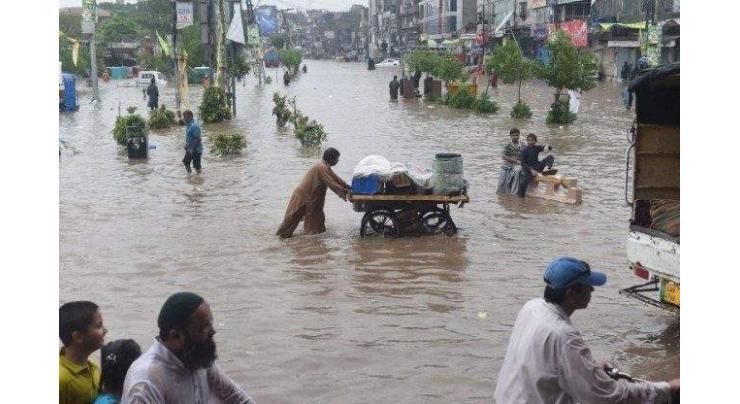 No flood threat in rivers passing through district: Sargodha Deputy Commissioner 
