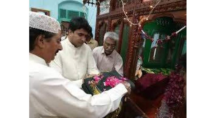 Sukkur commissioner opens 151st urs of sufi poet Qadir Bedil
