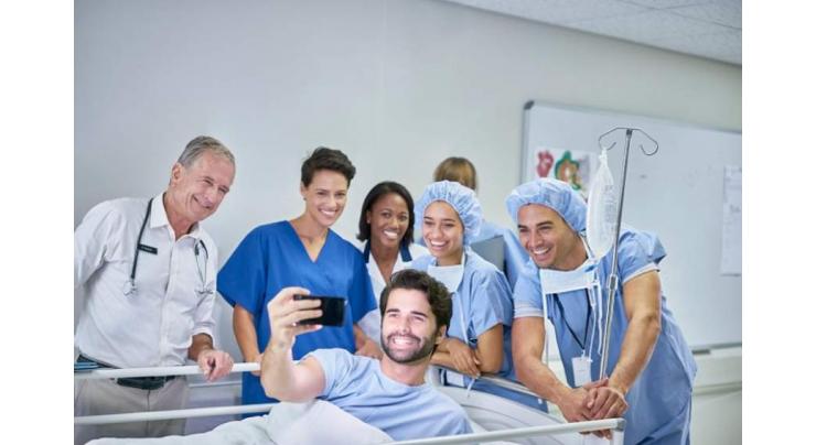 Medical selfies help patients feel satisfied: Study

